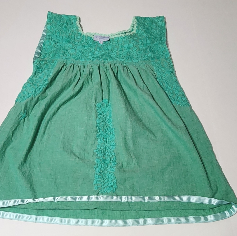 Mi Golondrina MEXICO  Sz SMALL oversize, Green Top